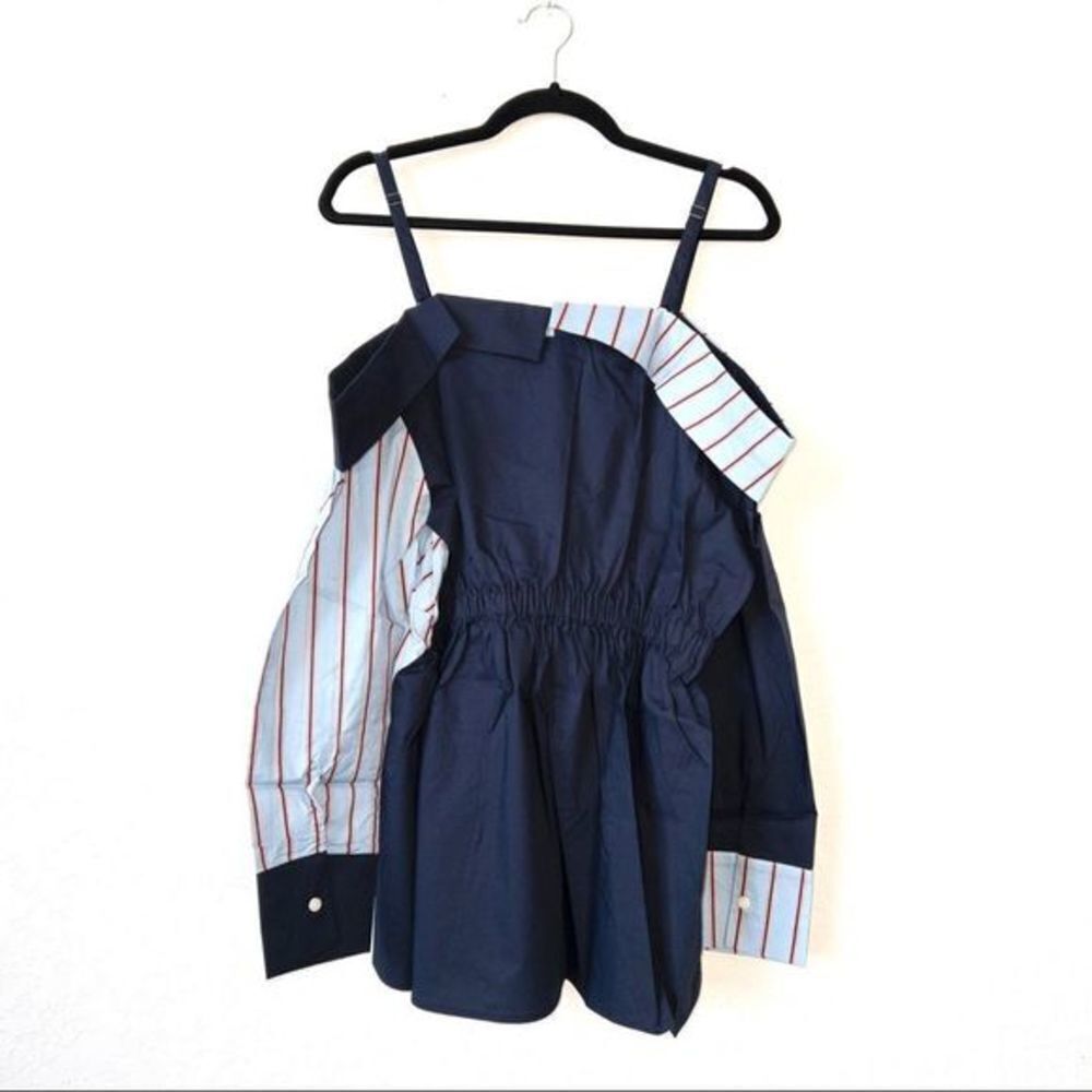 NWT Soncy Navy Stripe Cold Shoulder Top Size 0 - Picture 6 of 7
